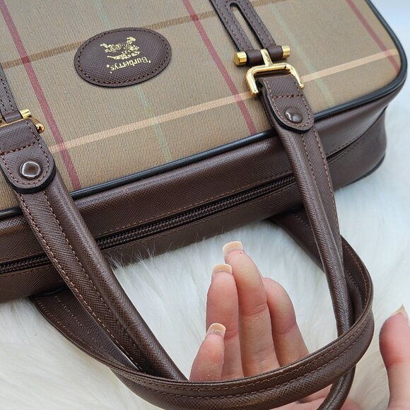 Burberry  NovaCheck Boston Bag - Picture 15 of 17